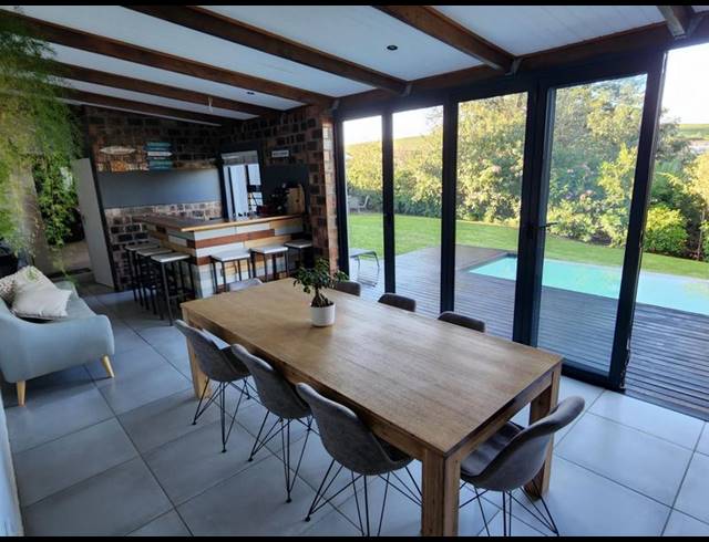 3 BEDROOM HOUSE FOR SALE IN TAFELZICHT